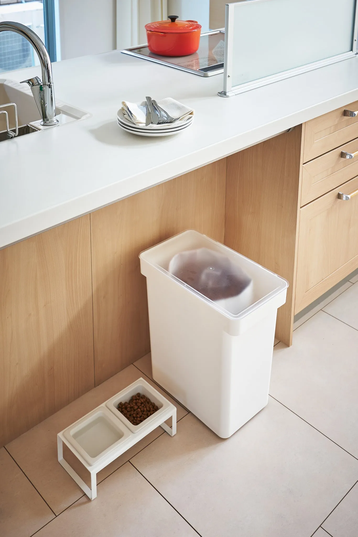 Airtight Pet Food Container (12 kg)