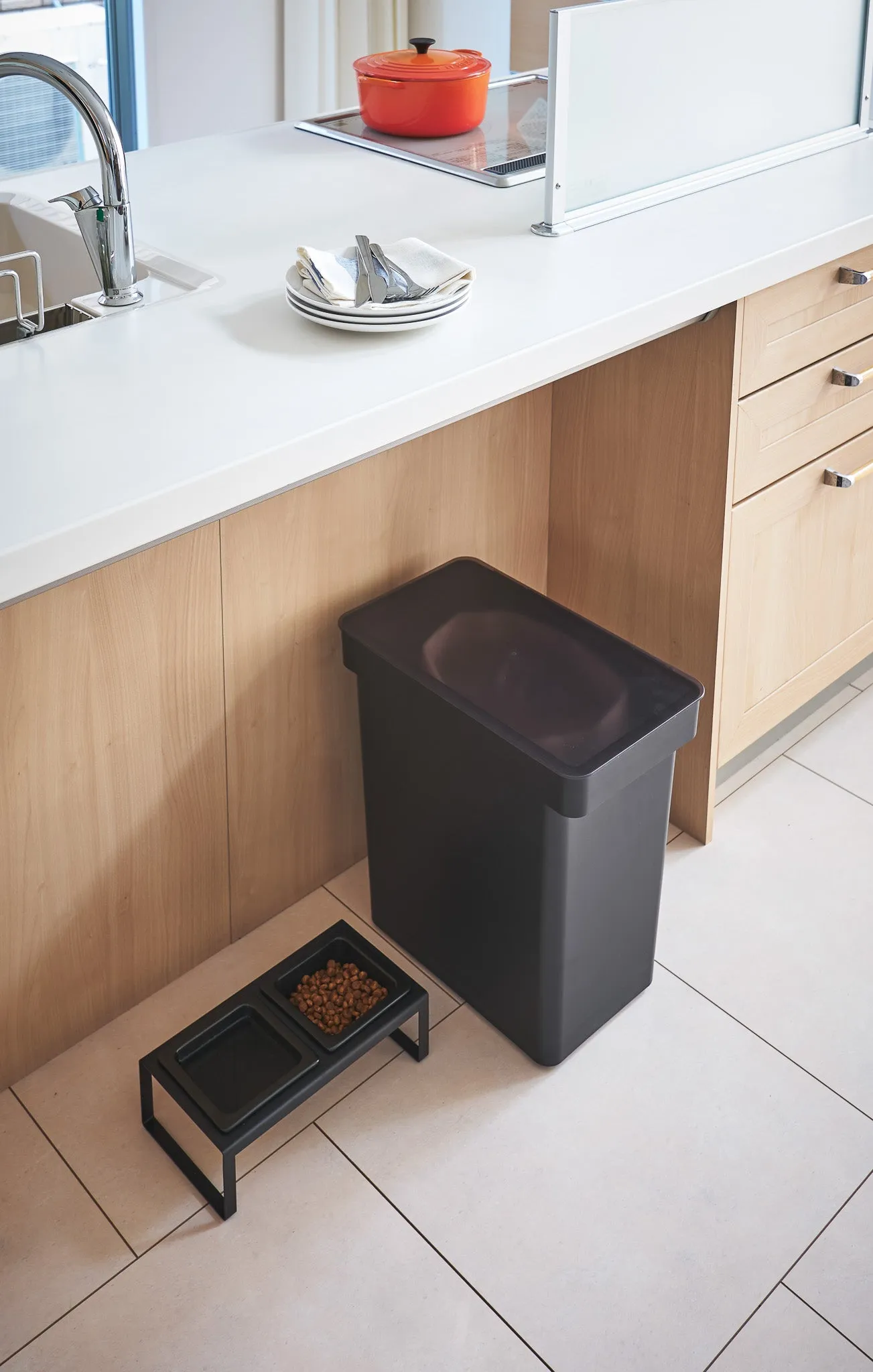 Airtight Pet Food Container (12 kg)