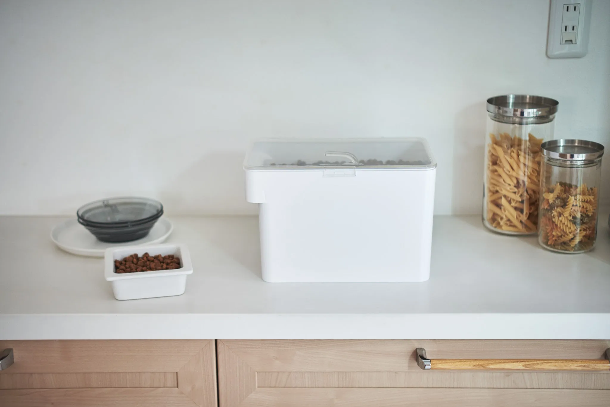 Airtight Pet Food Container (3.5 kg)