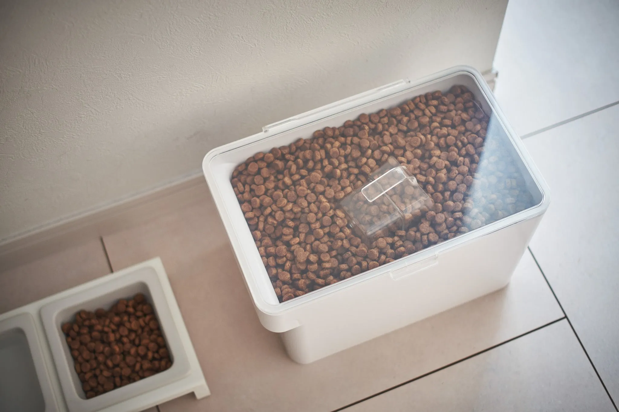 Airtight Pet Food Container (3.5 kg)