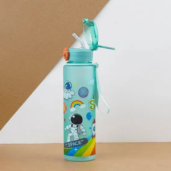 Astronaut Space Station Sipper Water Bottle